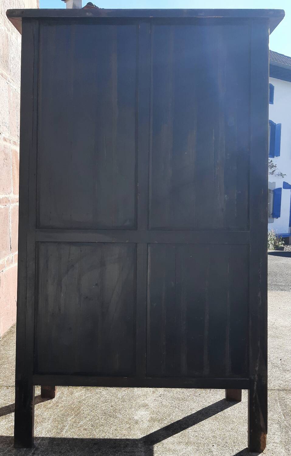 19th-century Chinese wardrobe (Height 2.6m)