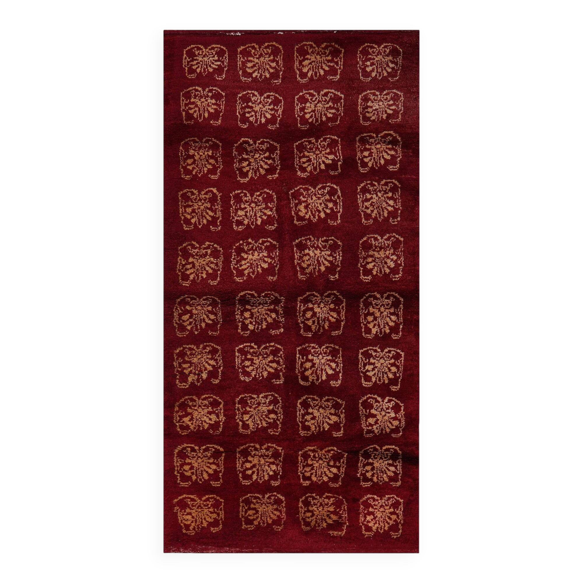 Vintage handmade Turkish rug 112x235 cm