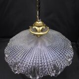 Pendant light in glass