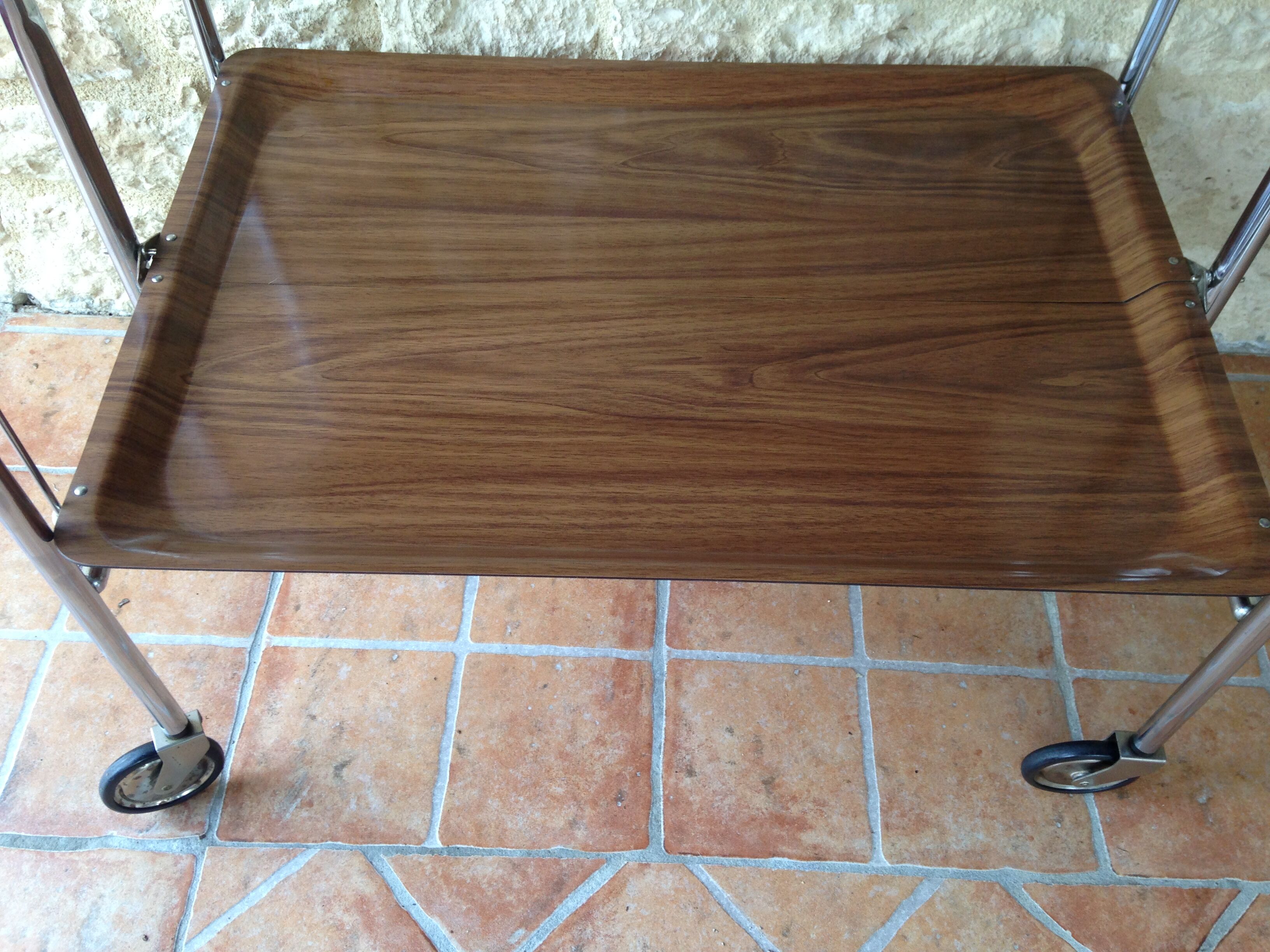 Serving table in formica 60/70
