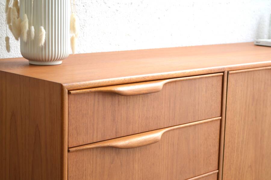 Teak sideboard by McIntosh 152 cm