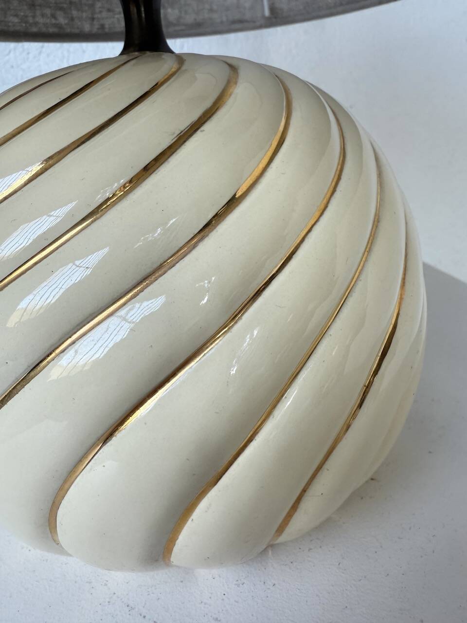 Barbi Ivory and Gold Ceramic Spherical Table Lamp