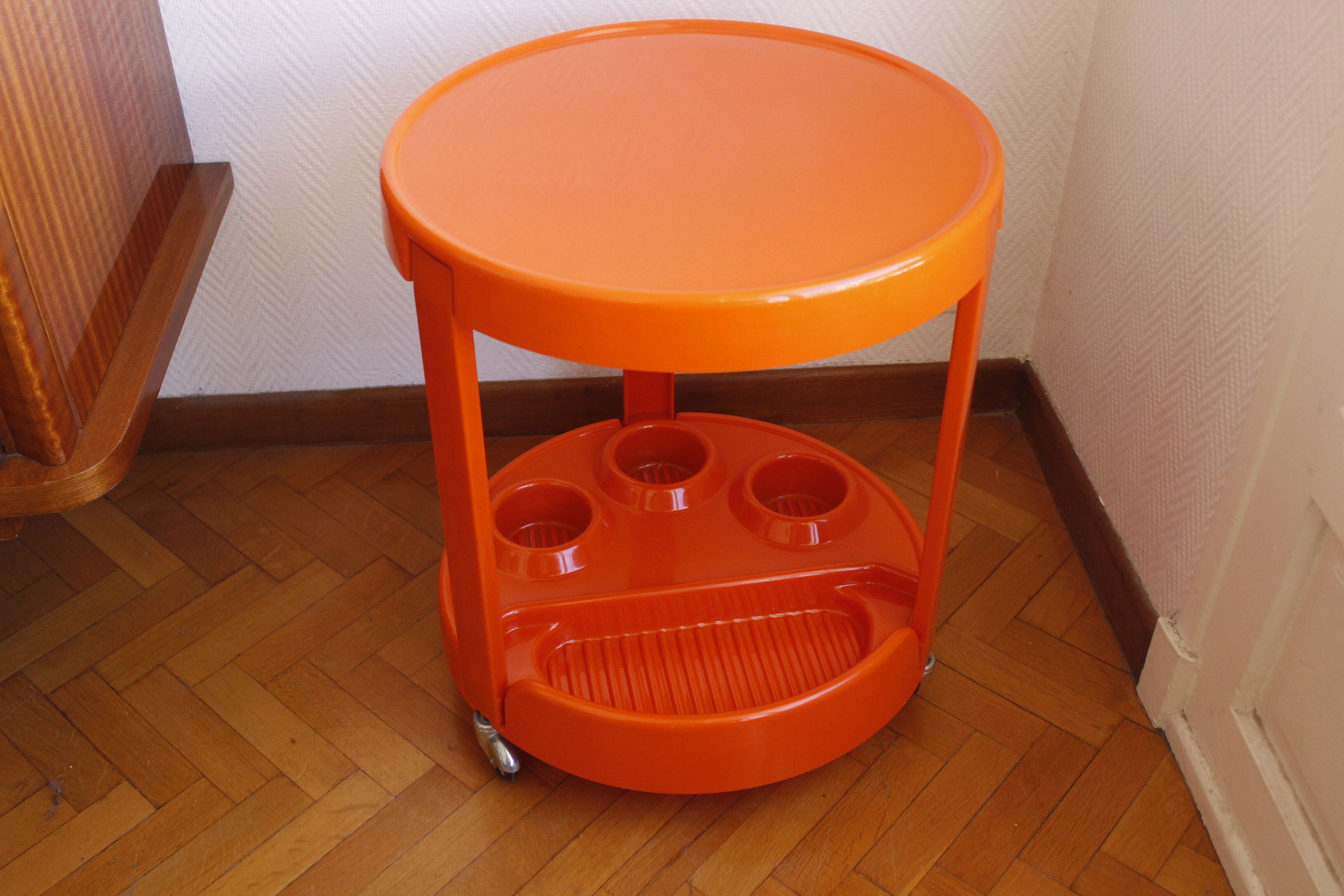 Vintage Italian bar trolley