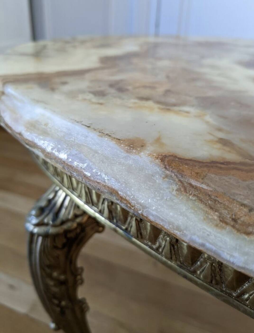 Table basse Louis XV en marbre