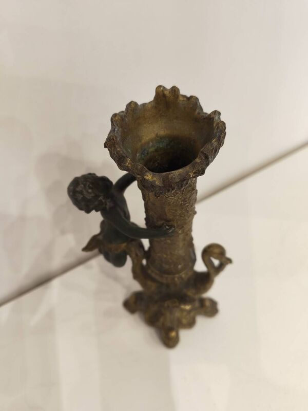 Bougeoir en bronze doré