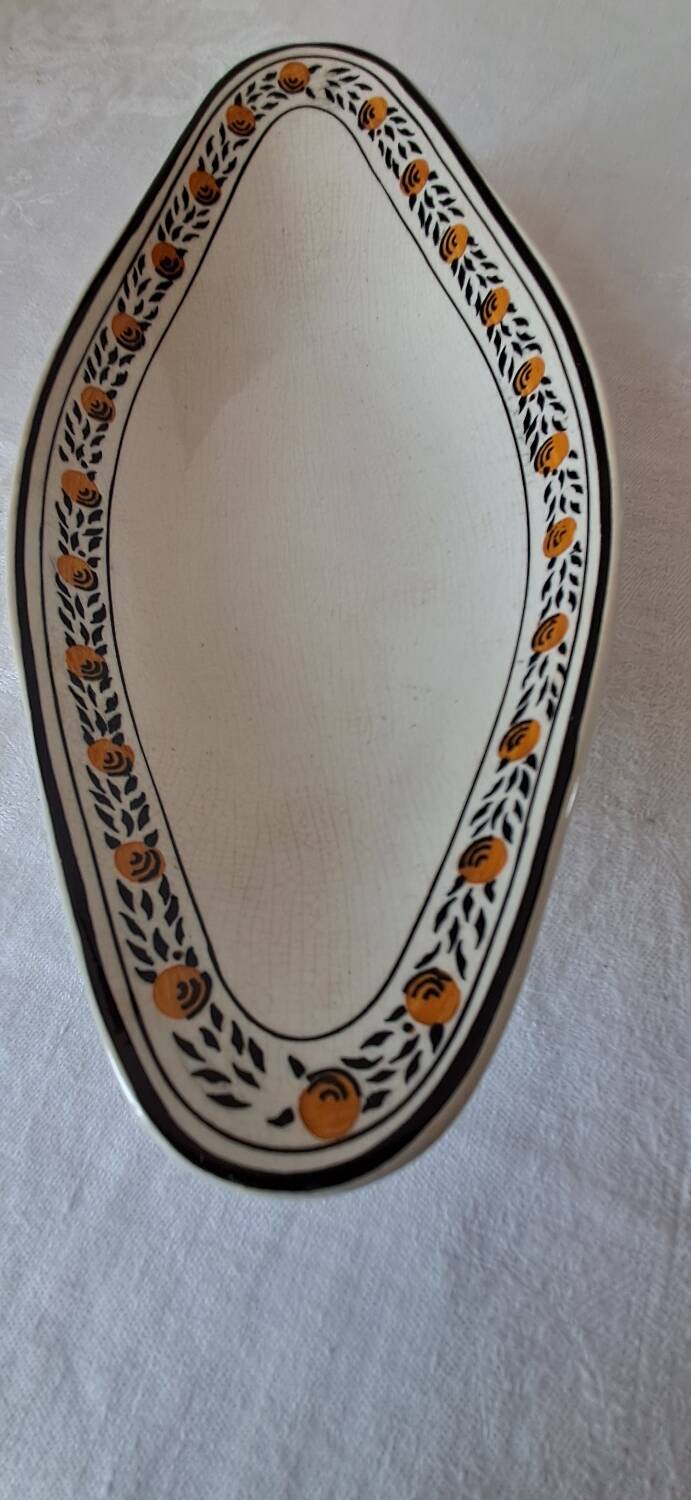 Valence model dish from Digoin Sarreguemines. Vintage
