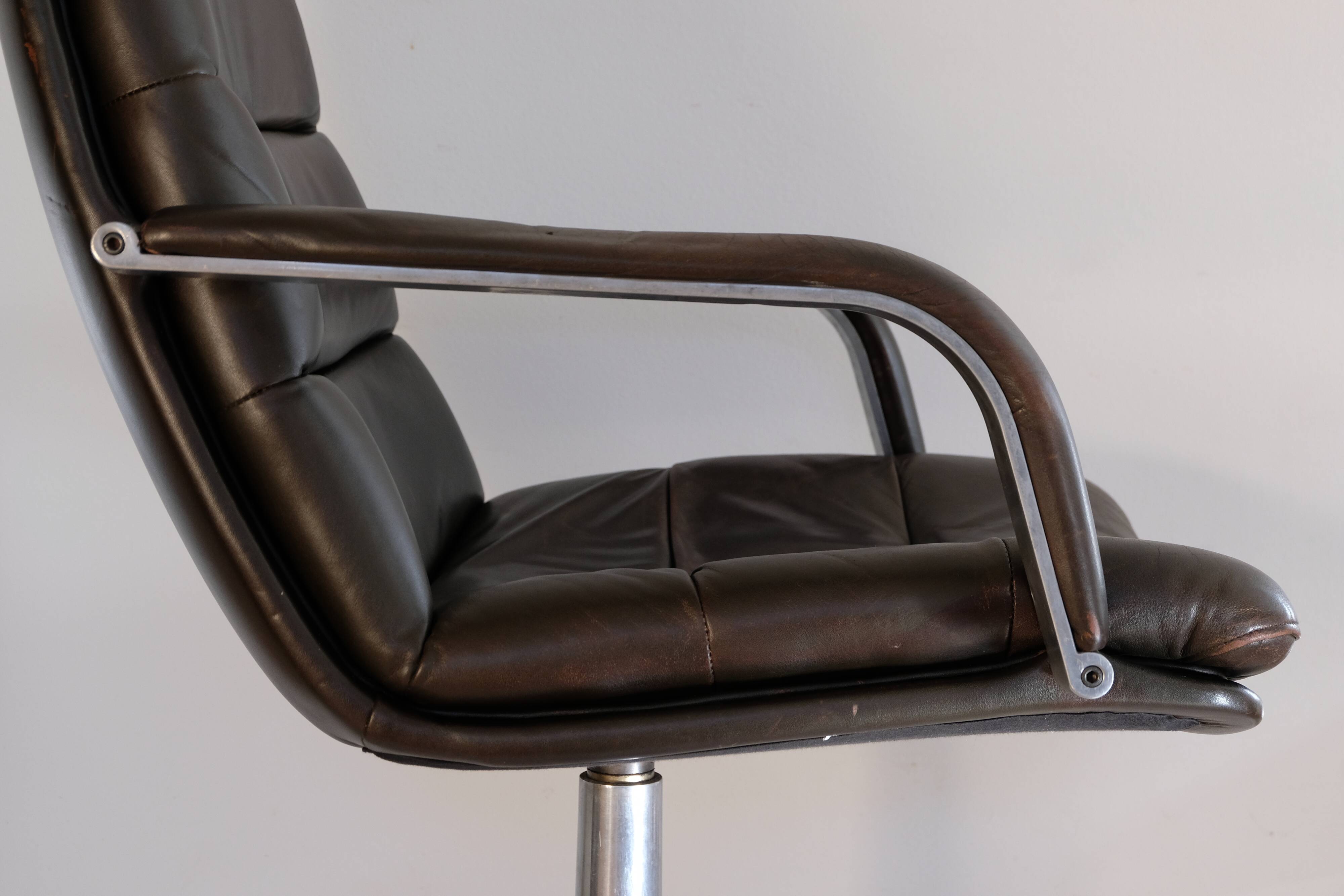 Geoffrey Harcourt's office chair for Artifort