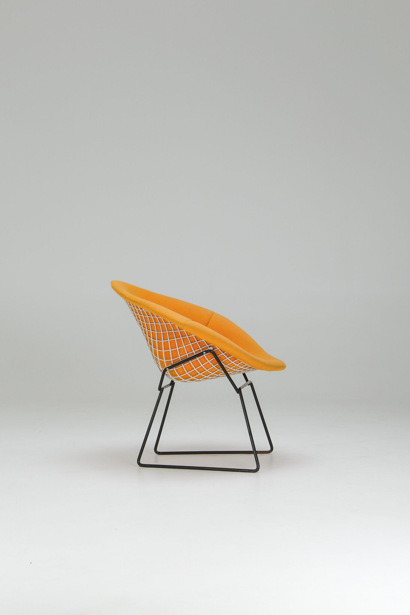 Diamond Chair – Yellow Upholstery - Harry Bertoia