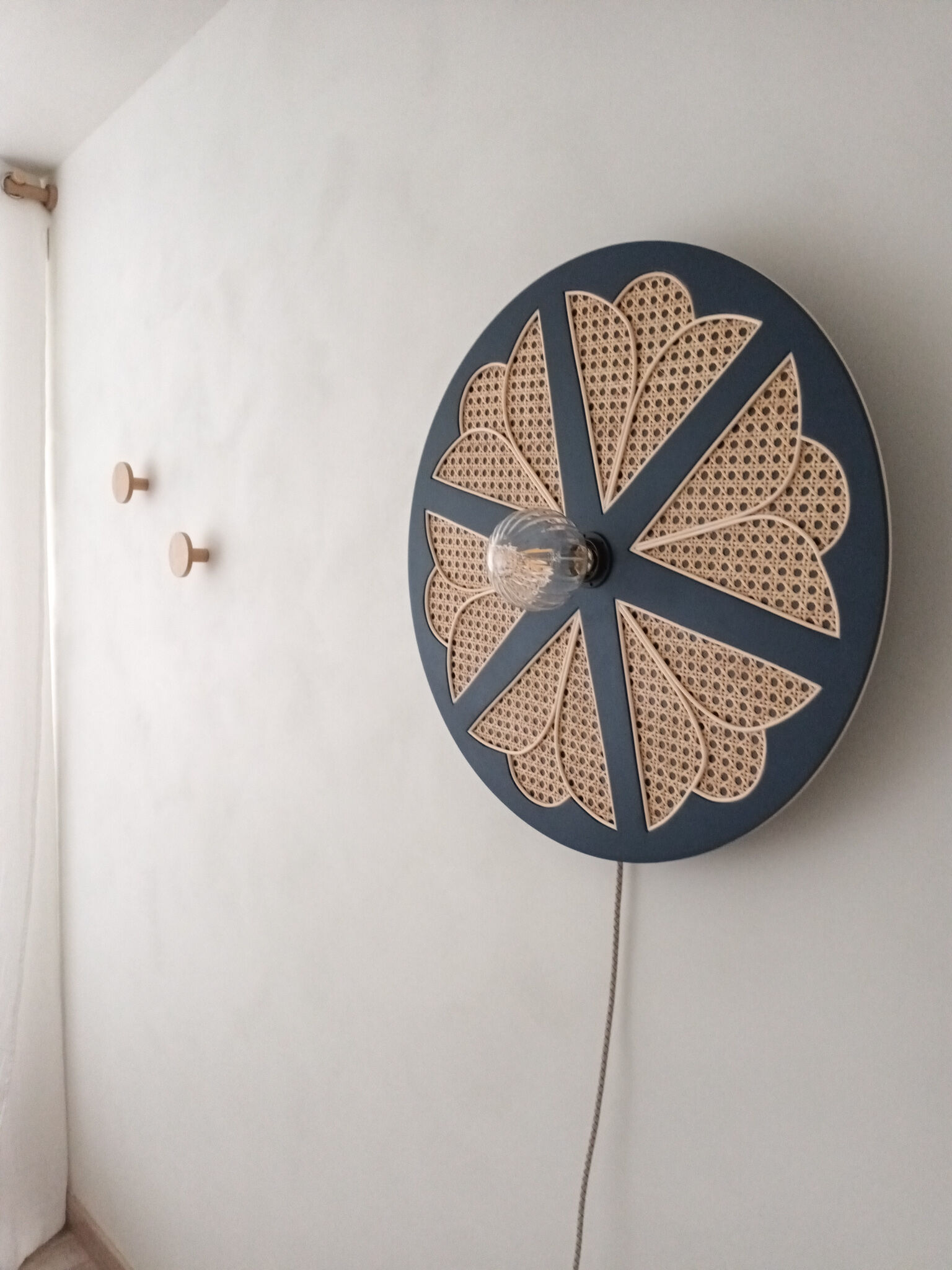 Wall lamp with plug and switch, blue