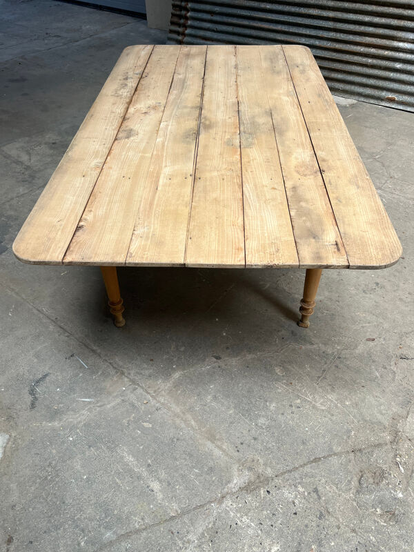 Ancienne table de drapier