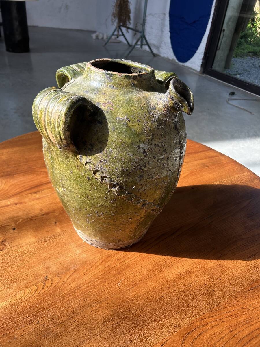 Glazed earthenware oil jug, Beauronne