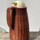 Thermos cafetière en rotin tressé vintage
