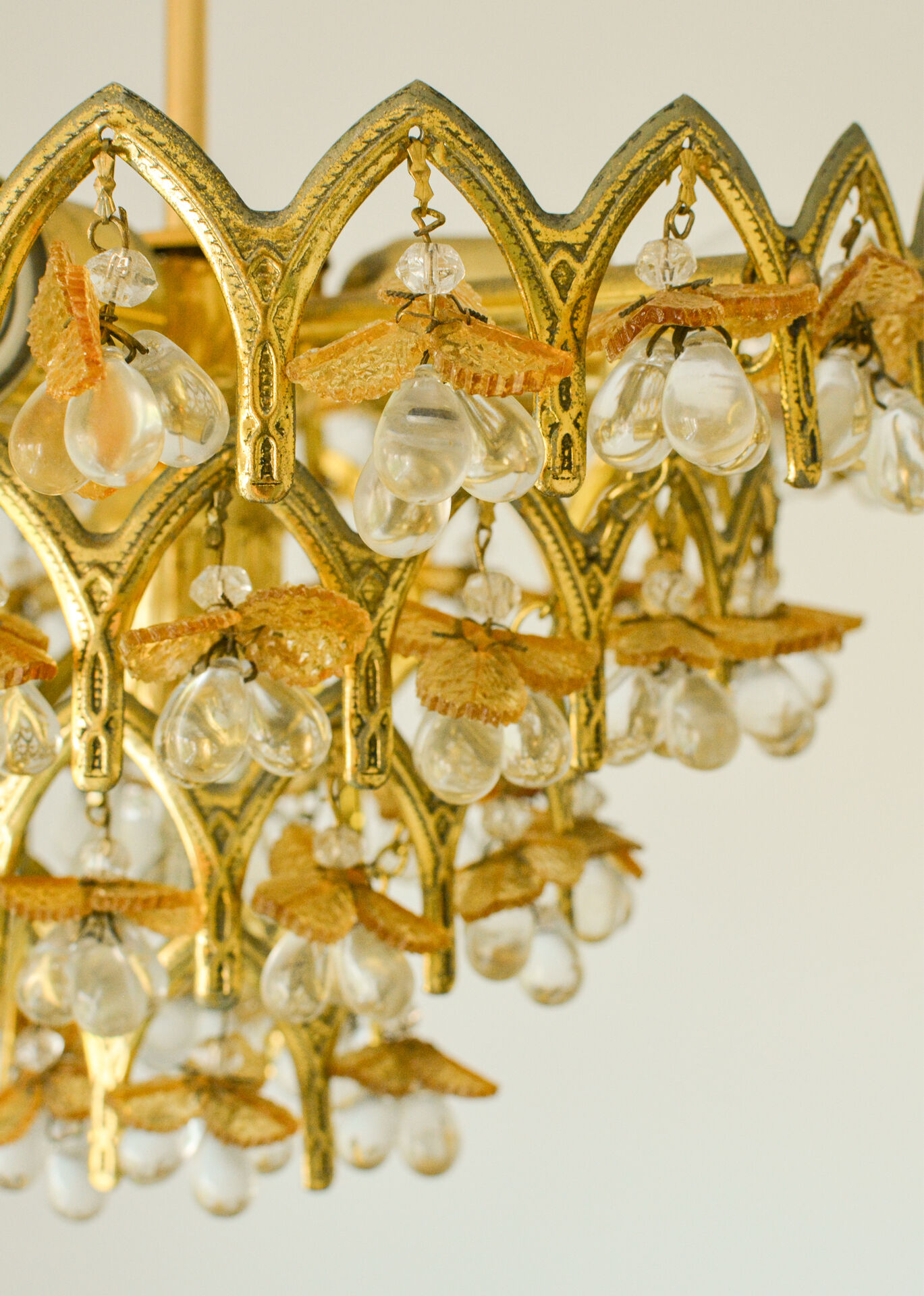 Vintage Murano glass chandelier with 58 fruits – gold metal