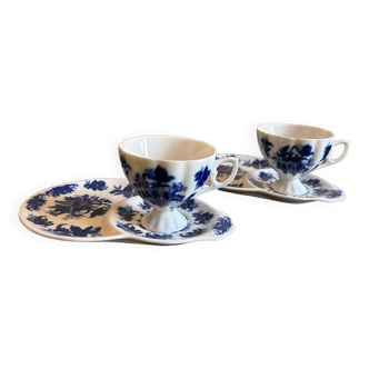 tasse avec sous tasses en porcelaine bleue