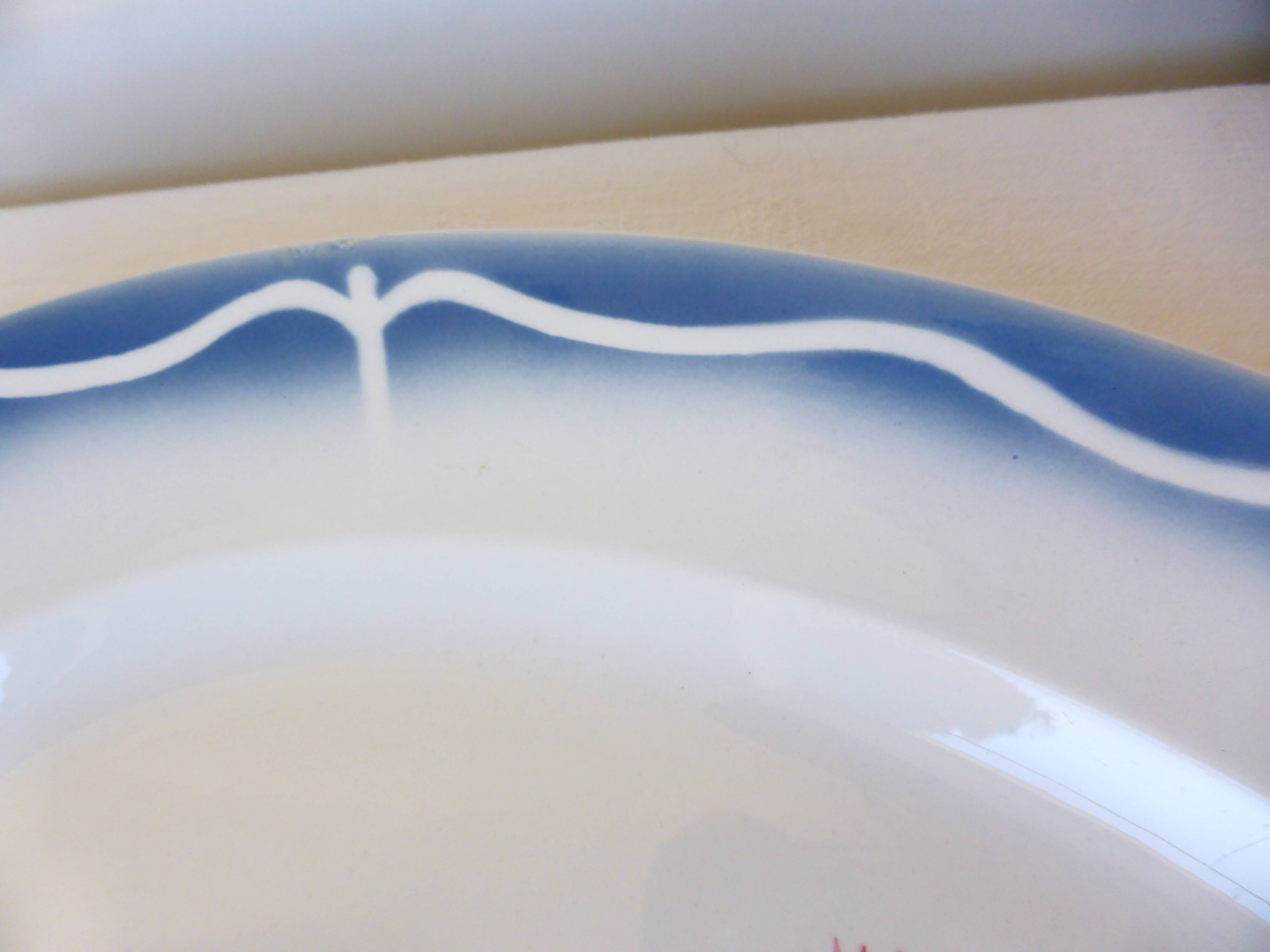 oval serving dish of Digoin Sarreguemines model Nina Rosa 2106142