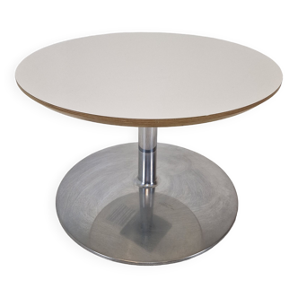 Round coffee table by Heoffrey Harcourt for Artifort