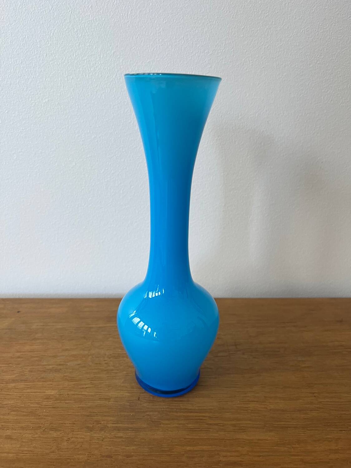 Vase opaline turquoise vintage