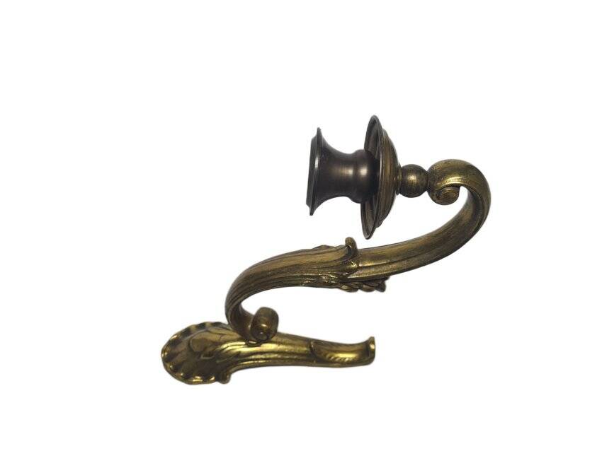 Applique murale en bronze classique, Pologne, années 1900.
