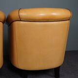 Set of 2 club chairs in blond sheepskin