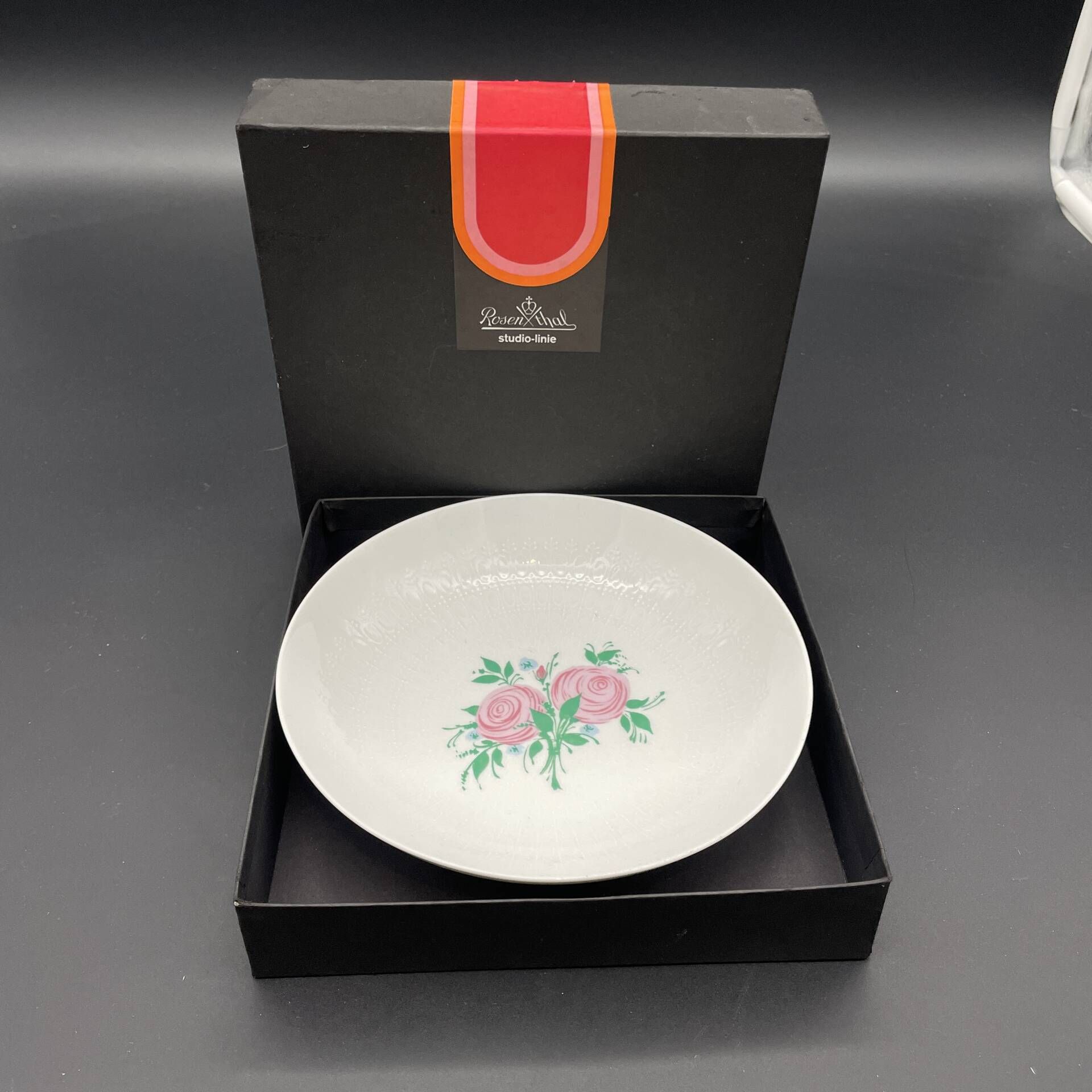 Rosenthal porcelain coupe Romanze Rosa Rose – relief decoration, wine