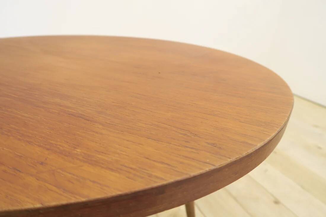 Table basse ronde en teck, années 1960