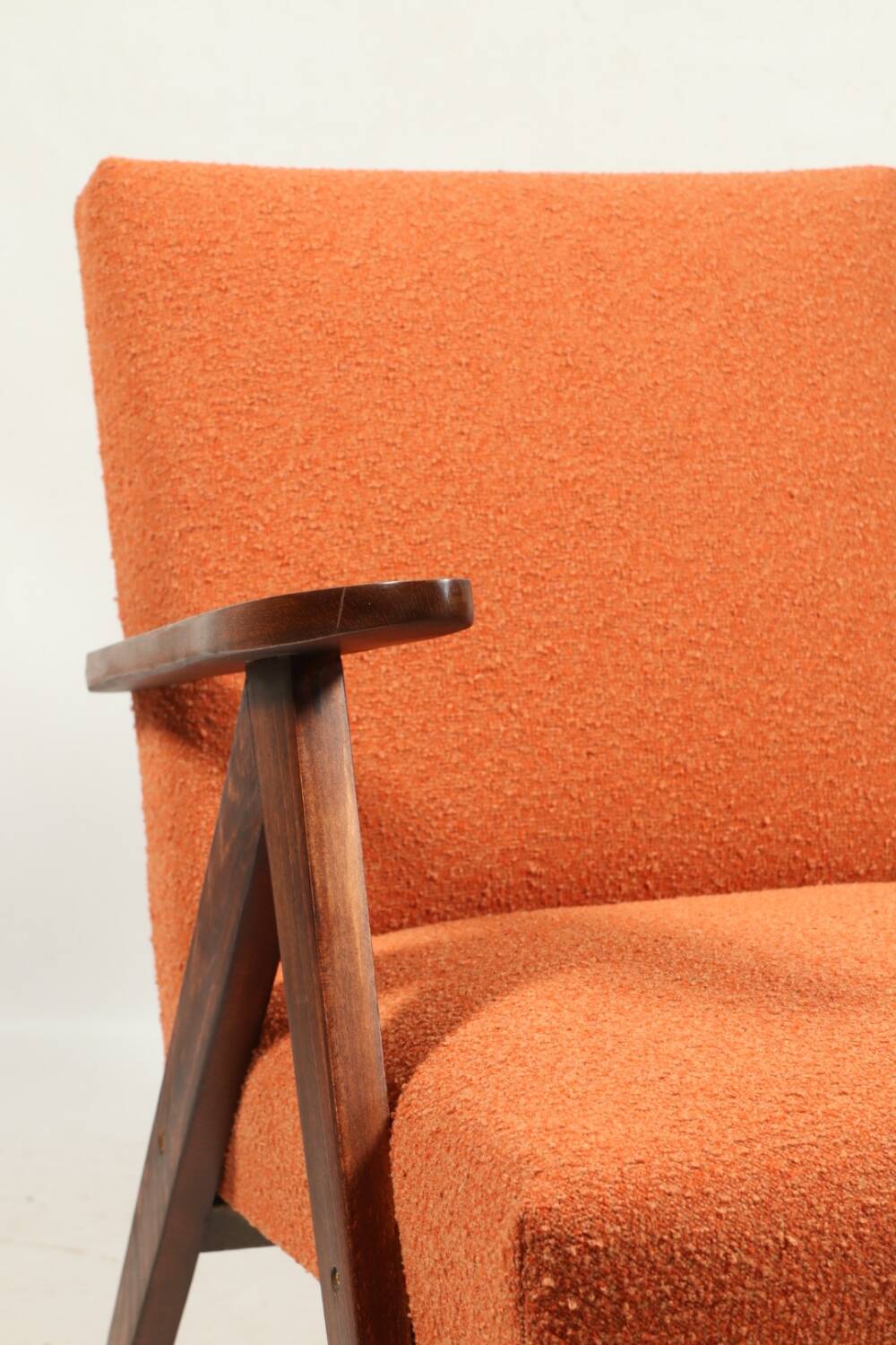 Fauteuil vintage orange bouclé scandinave design 1970