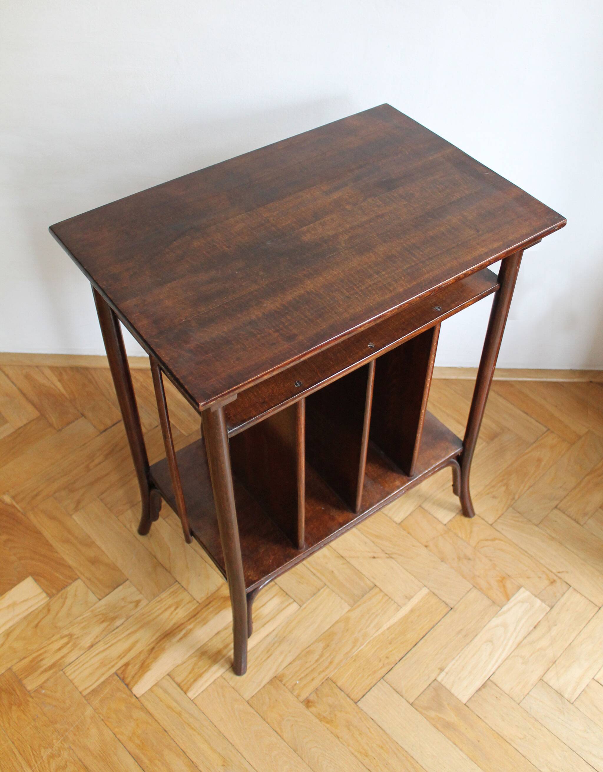 1910's Art Nouveau Table by Gebrüder Thonet