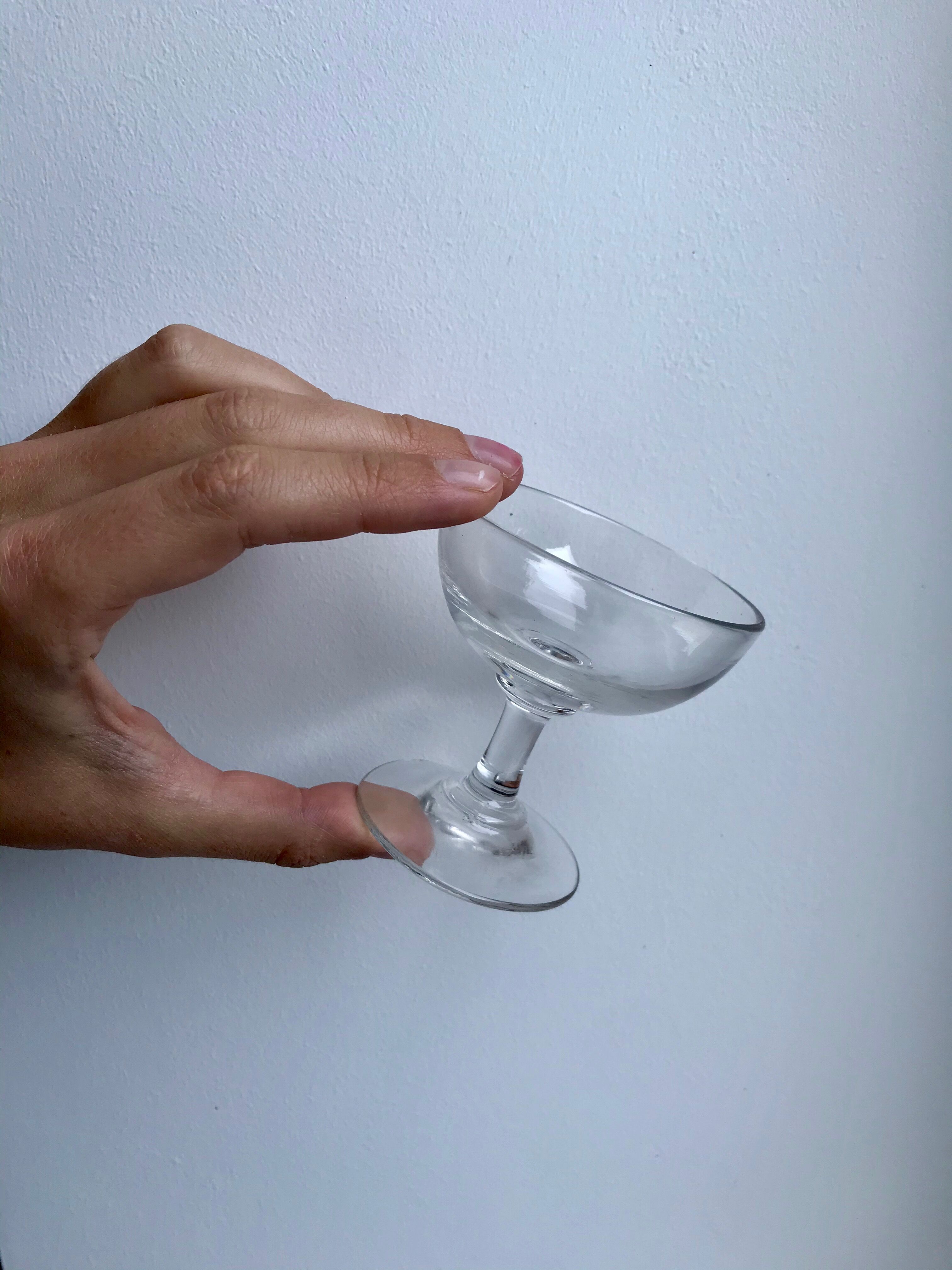 Set of 4 glasses / liquor cups in molded glass 20s