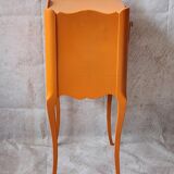 Chevet ancien orange