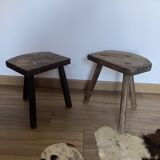 2 tripod stools