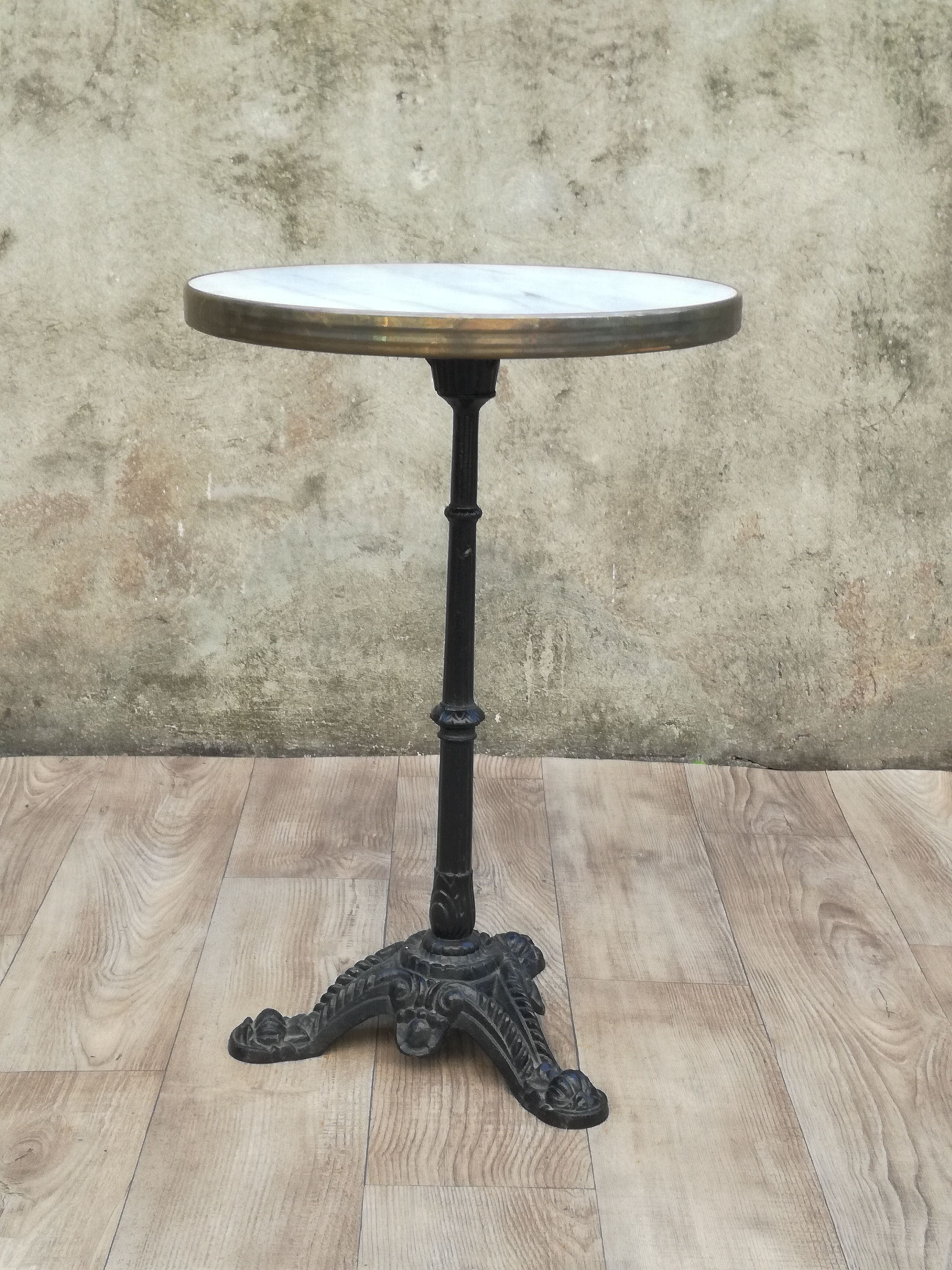 Round marble bistro table and cast iron feet