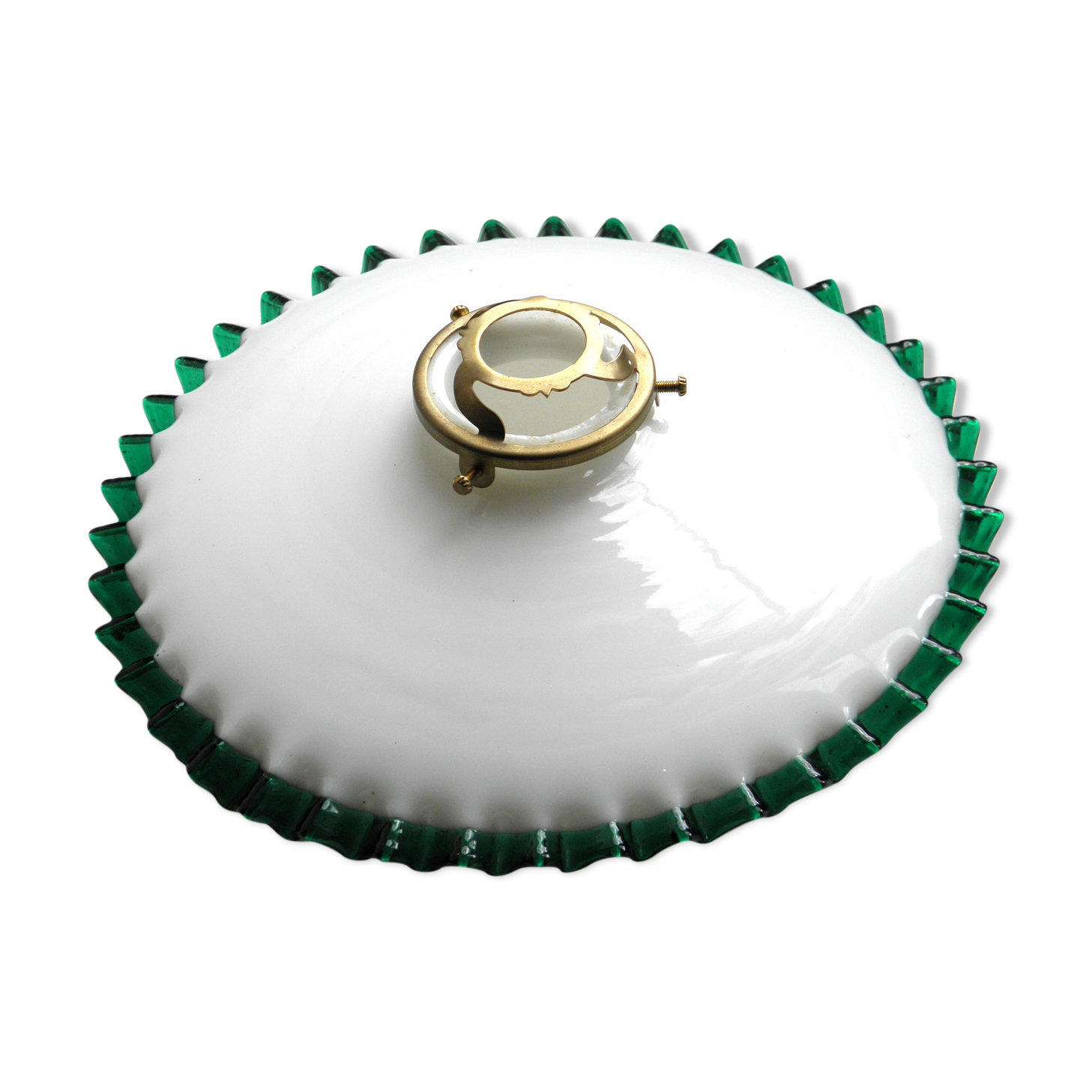 Hanging lamp in opaline with scallops