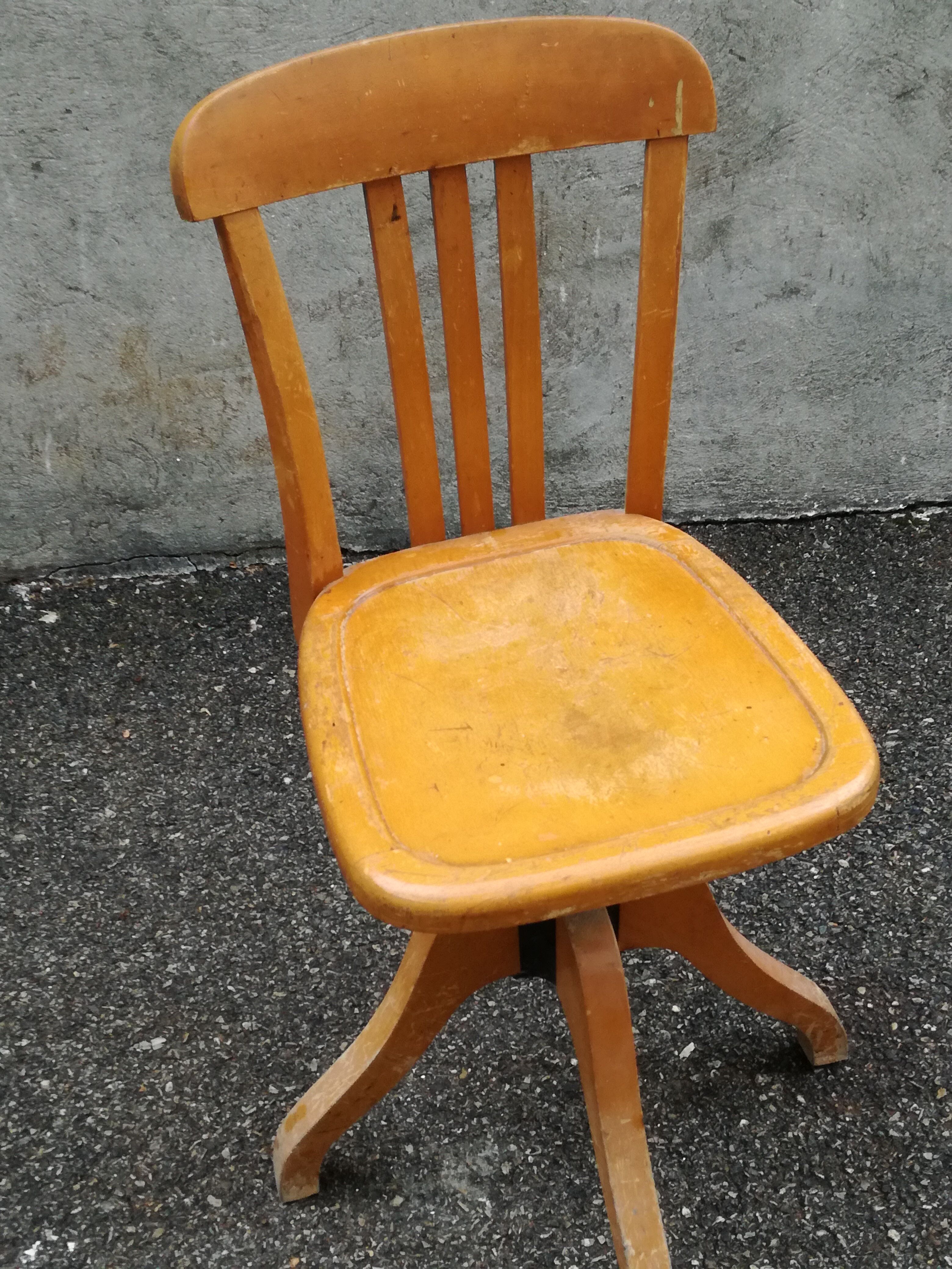 Stella Swivel office chair