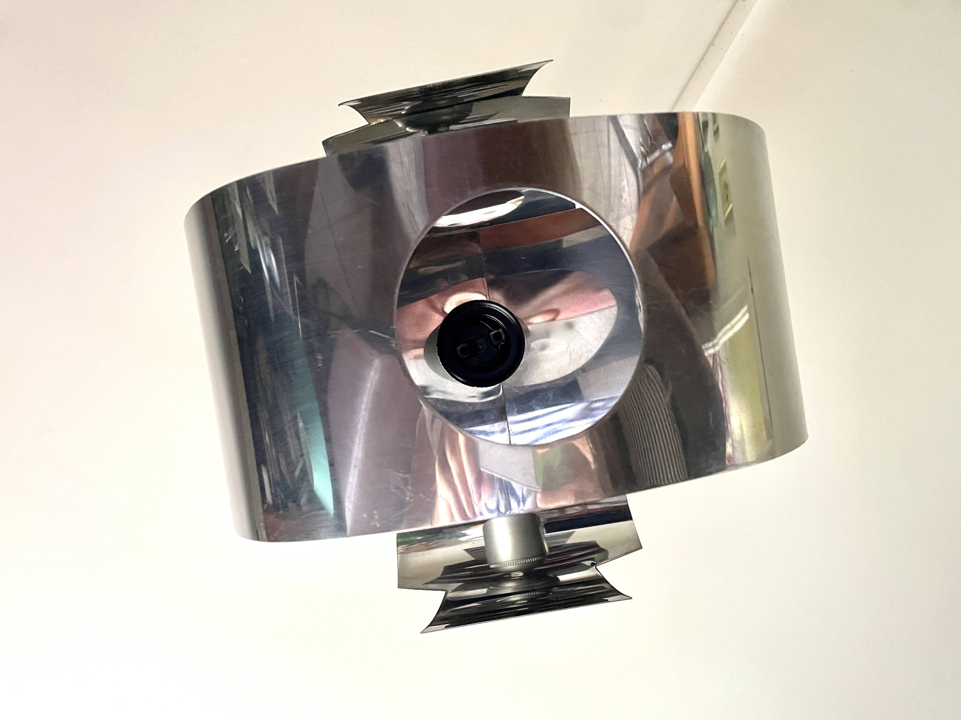 Suspension space age en chrome 1970