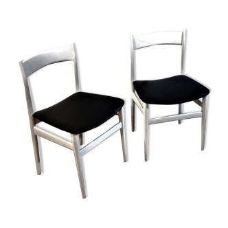 Pair of Scandinavian chairs