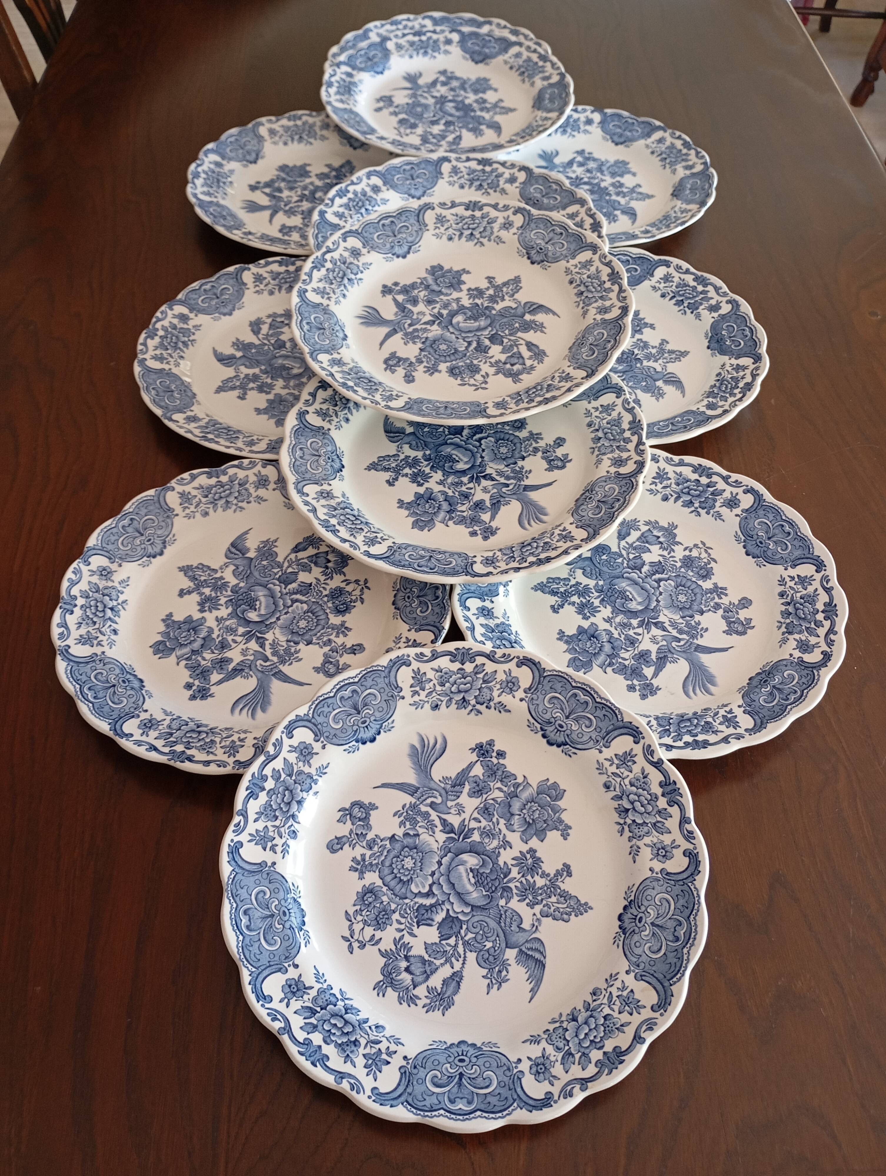 Assiettes plates anglaises Ridgway 'Windsor' bleu & blanc