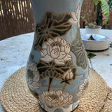 Ceramic vase with flower pattern