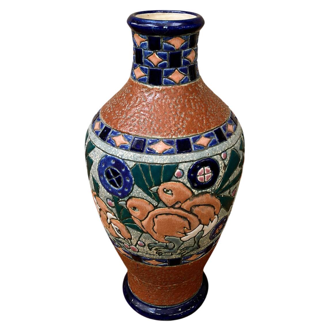 Glazed earthenware vase from the Art Deco period