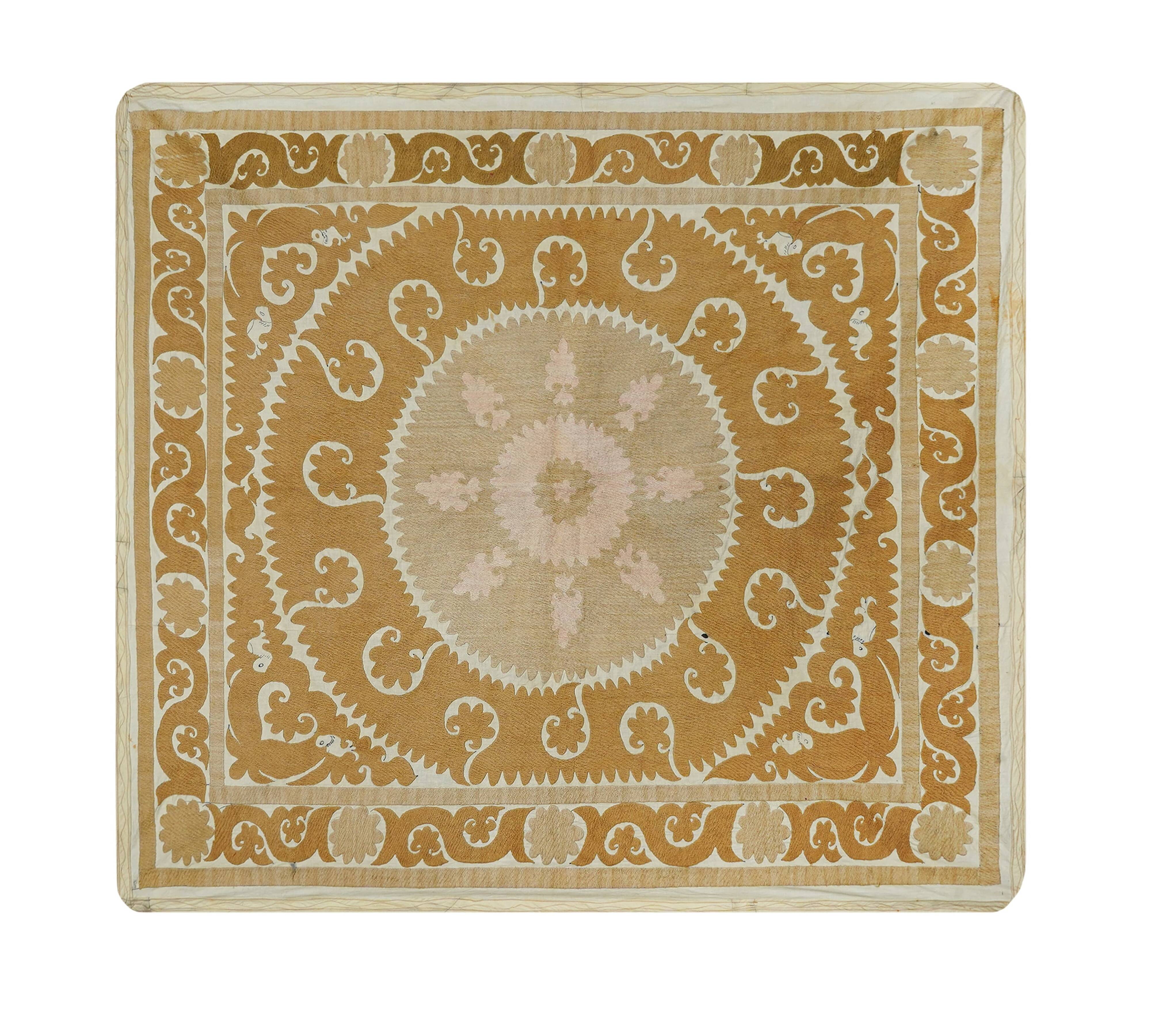 Vintage Turkish hand-knotted rug 126x135 cm