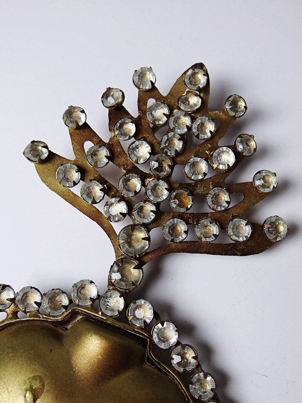 Ex-voto ancien cœur enflammé de Marie pomponne serti de strass, XIXe-XXe