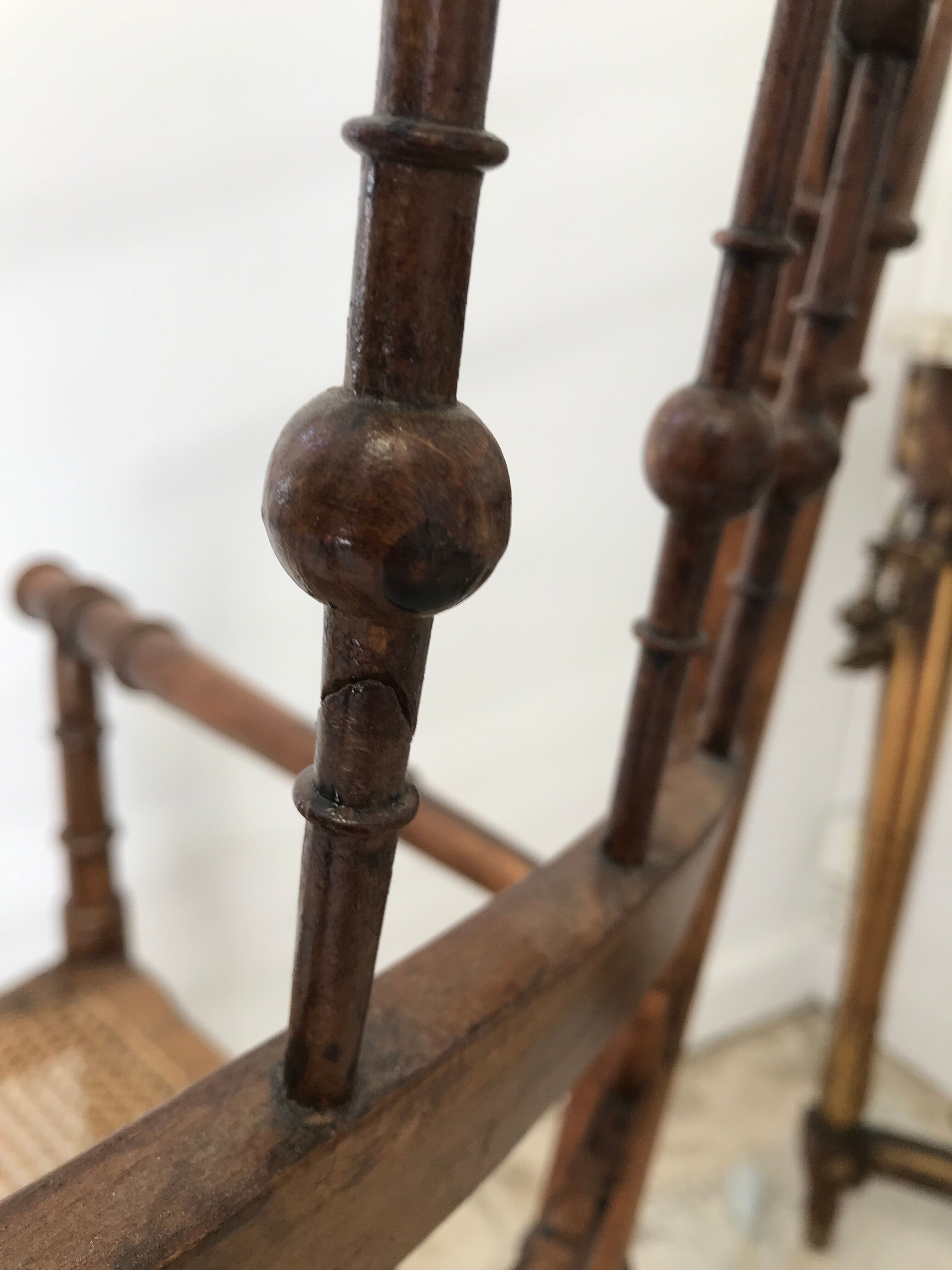 Canned armchair Art & Craft