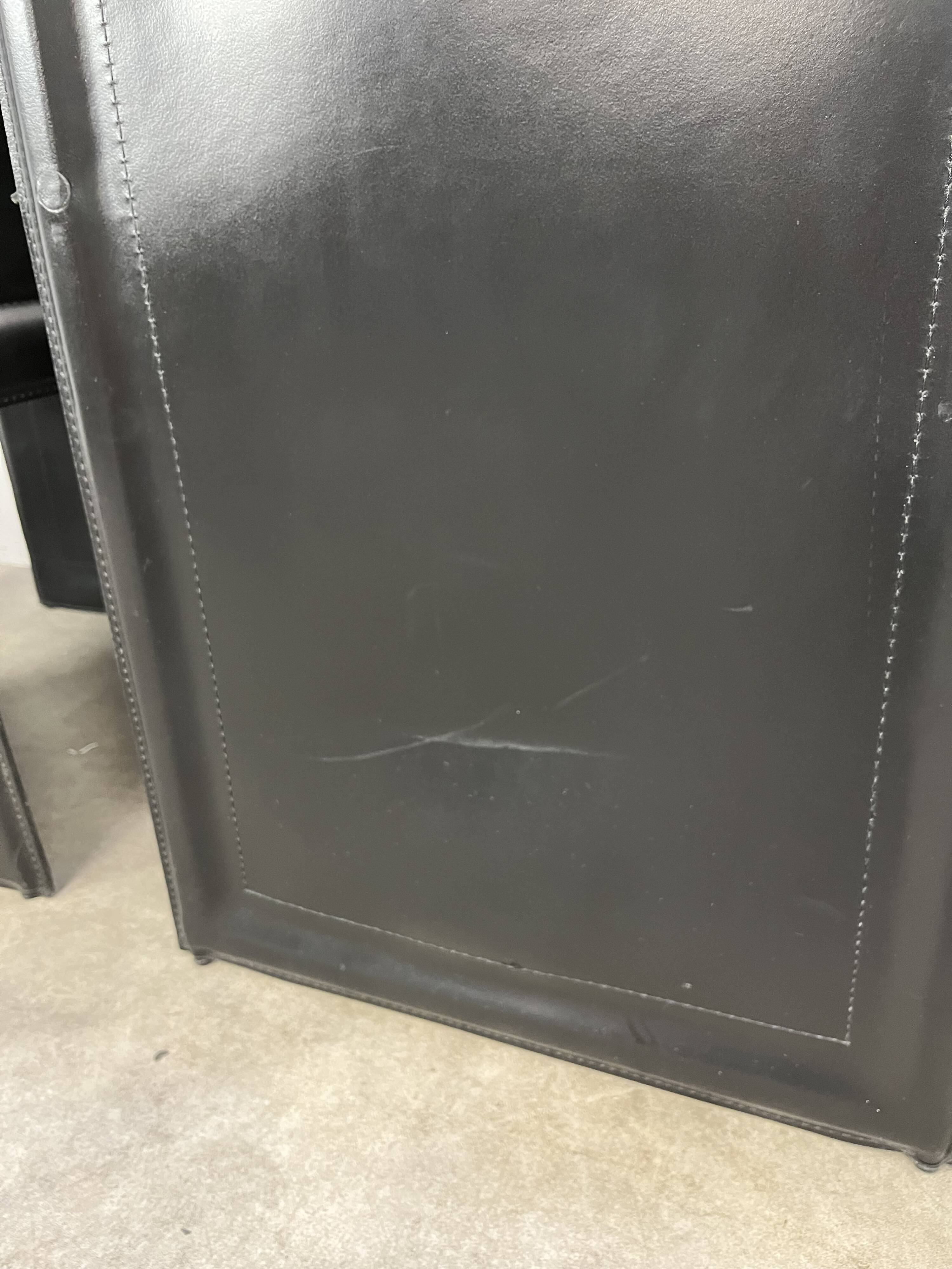 8 style Korium leather chairs in the style of Matteo Grassi