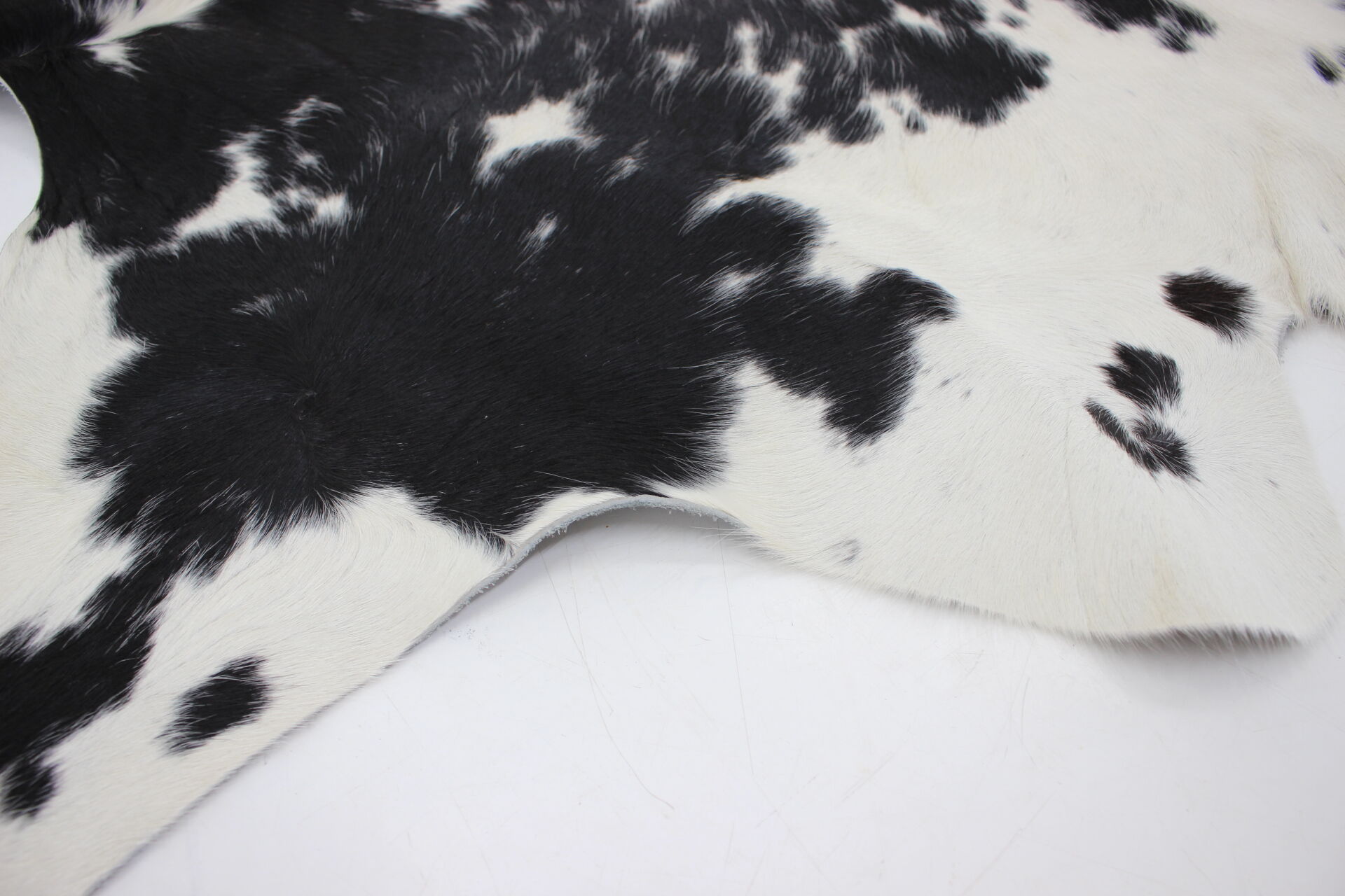 Black & white cowhide rug