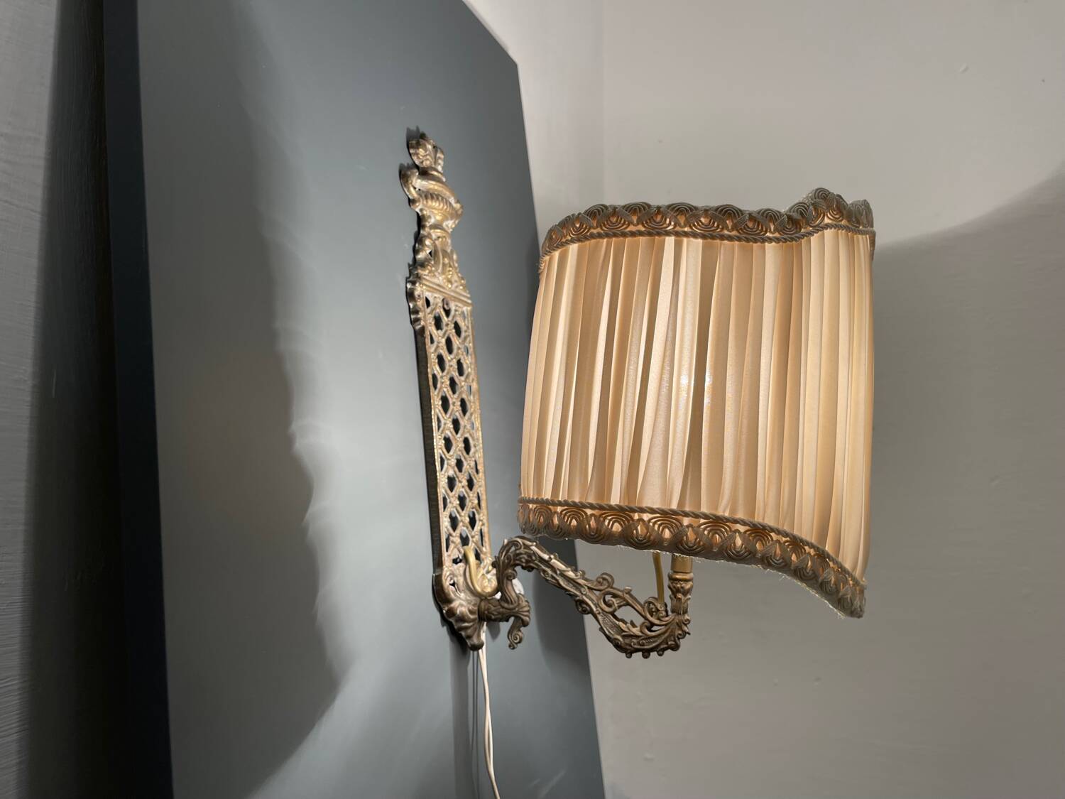 Lot de 2 appliques en laiton des années 1960