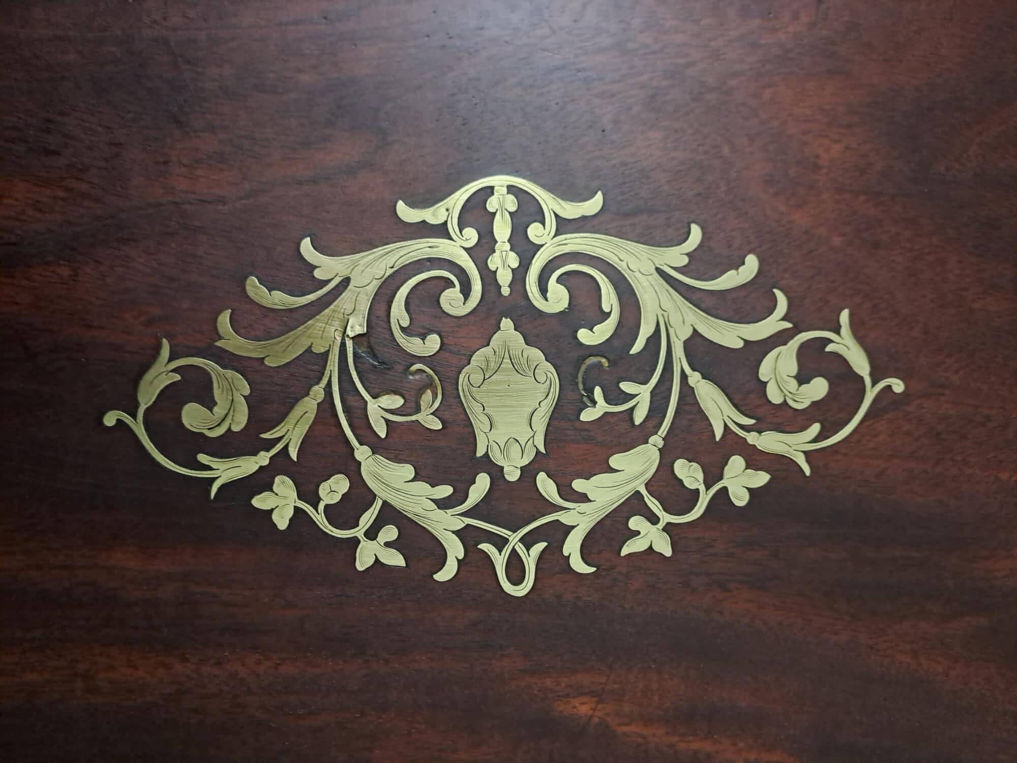 Napoleon III dressing table