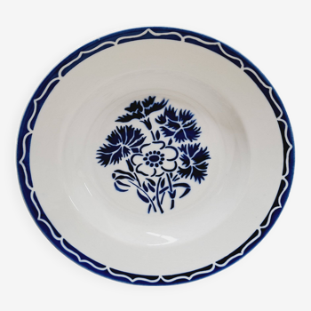 Deep plate Blue carnations