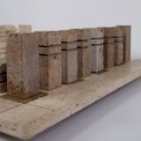 Modernist two-tone travertine chess set, Italy, 1970s