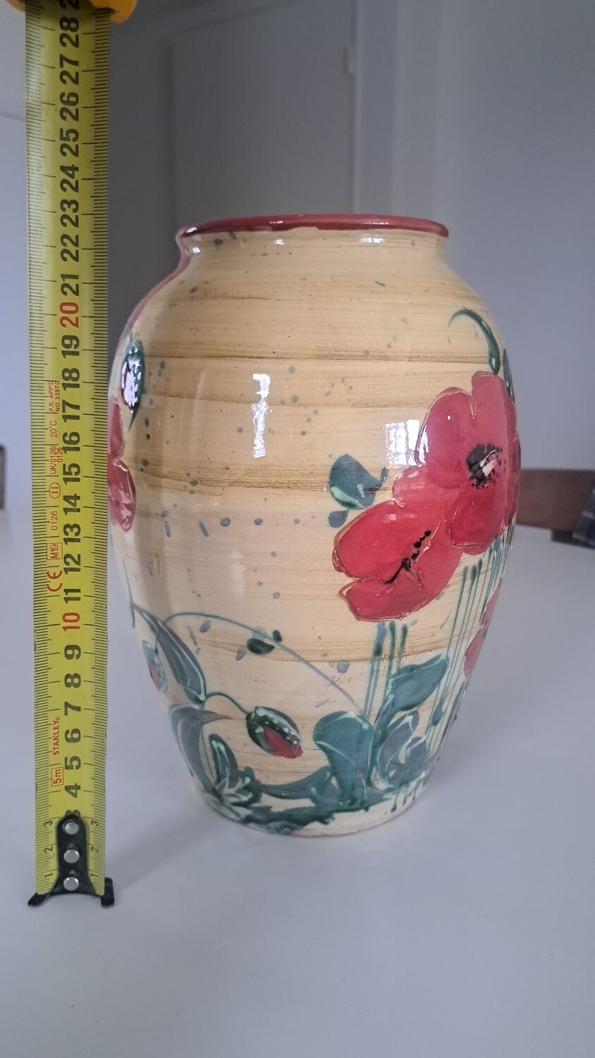 Fine vase from Moustiers CZ