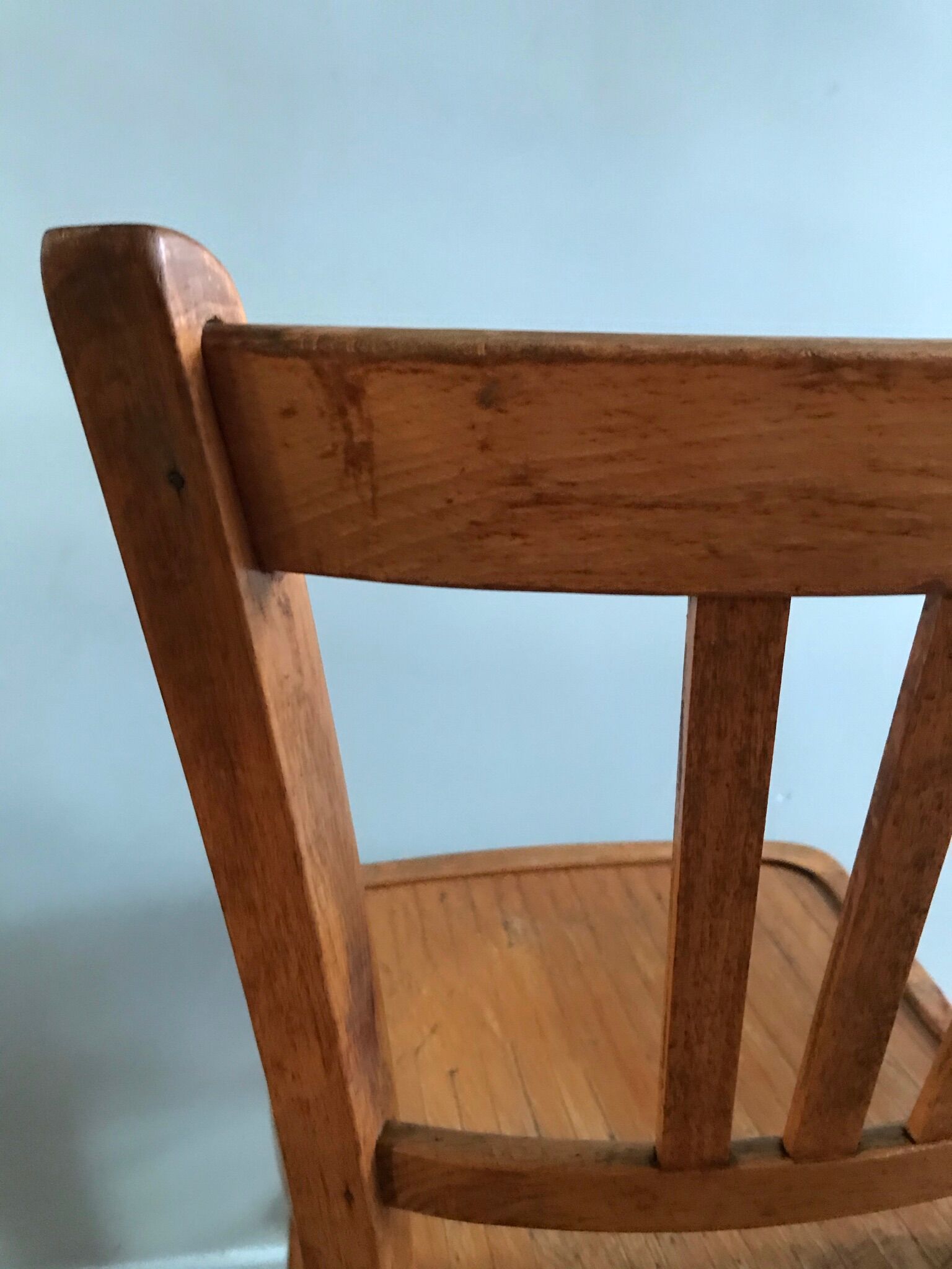 Vintage bistro chairs in natural wood marked luterma