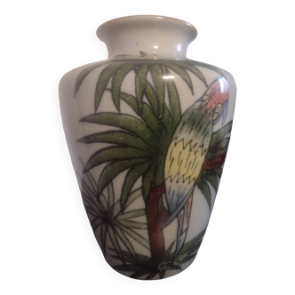 Ceramic vase with parrot decor